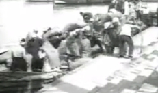  فيديو نادر من سنوات الثلاثينات يوضح طريقة العمل في ميناء يافا